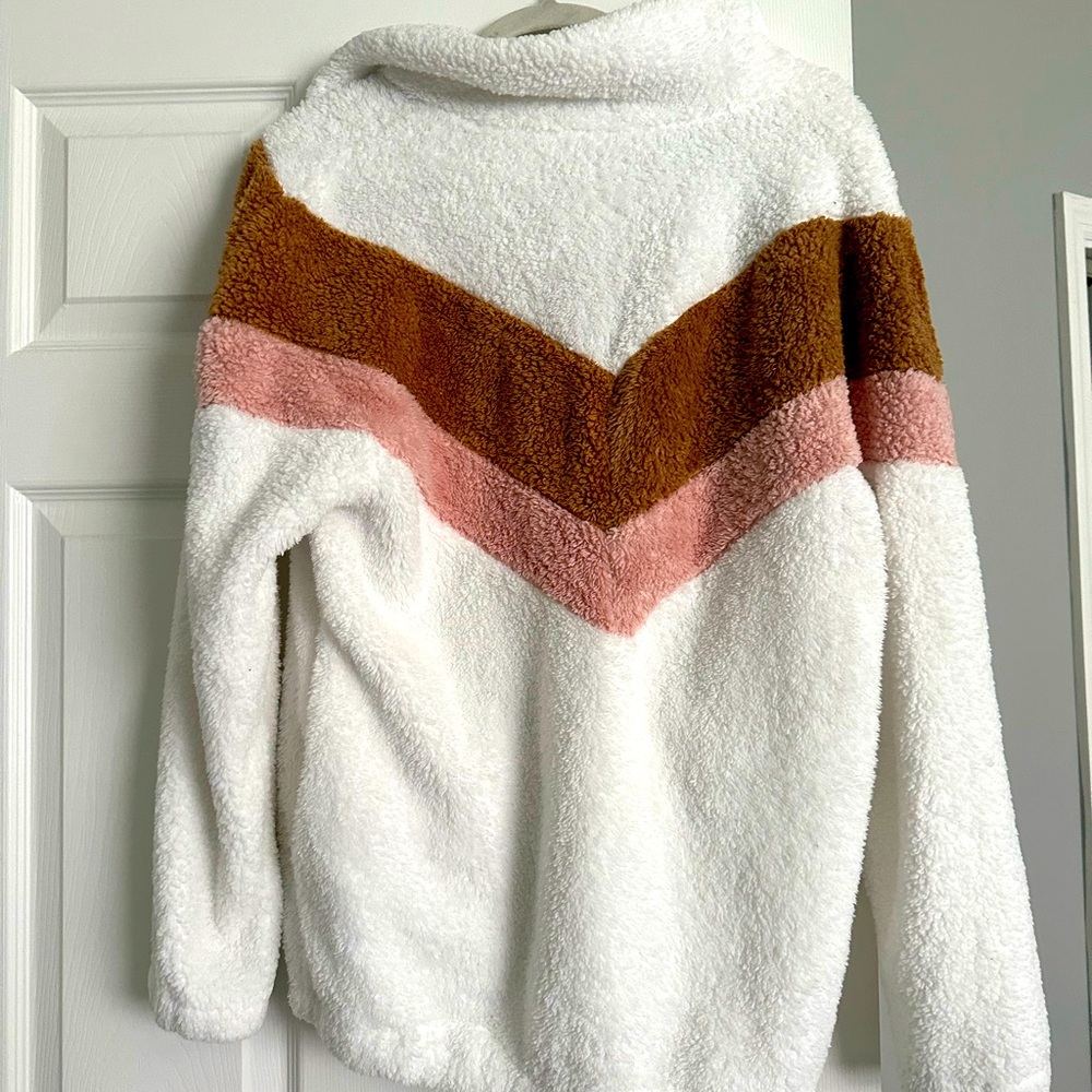 Small Pullover Sweater